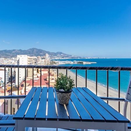 Fuengirola. Bonito Apartamento En Paseo Maritimo. Espectaculares Vistas Al Mar. Primera Linea Exterior foto