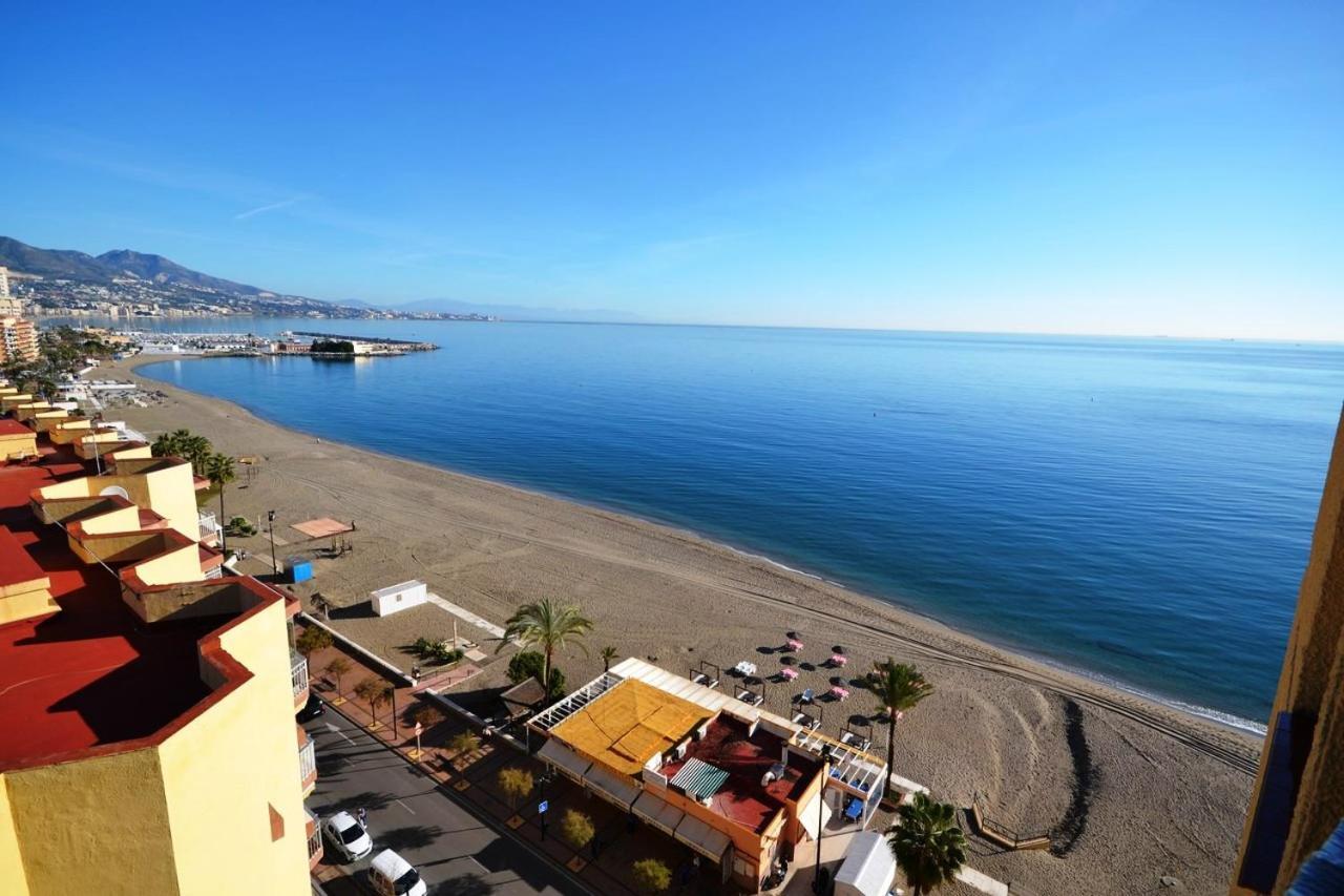 Fuengirola. Bonito Apartamento En Paseo Maritimo. Espectaculares Vistas Al Mar. Primera Linea Exterior foto