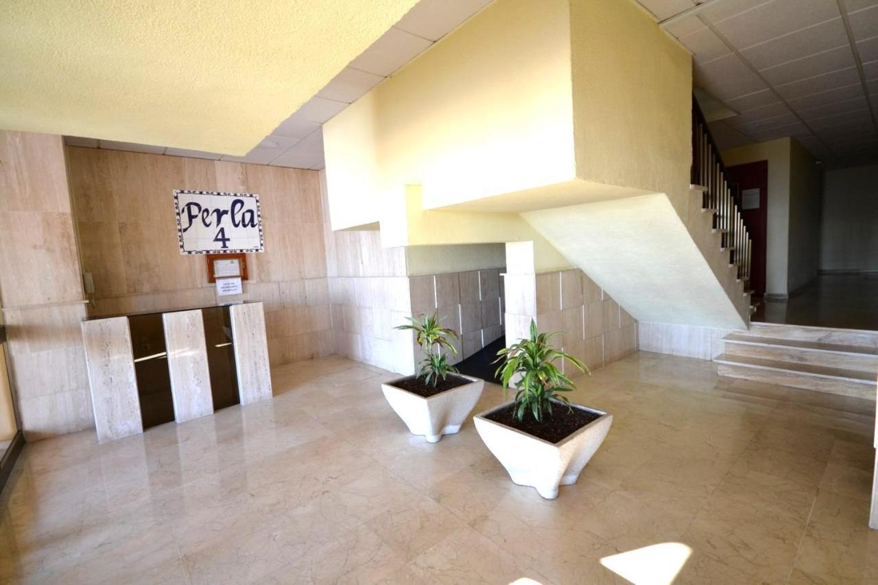 Fuengirola. Bonito Apartamento En Paseo Maritimo. Espectaculares Vistas Al Mar. Primera Linea Exterior foto